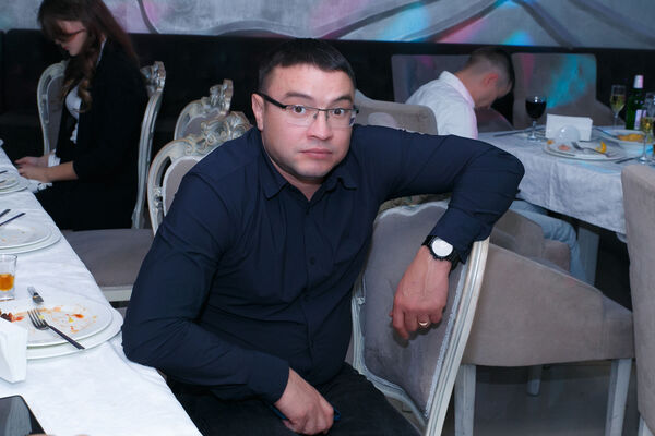  ,   Igor, 37 ,   ,   , c , 