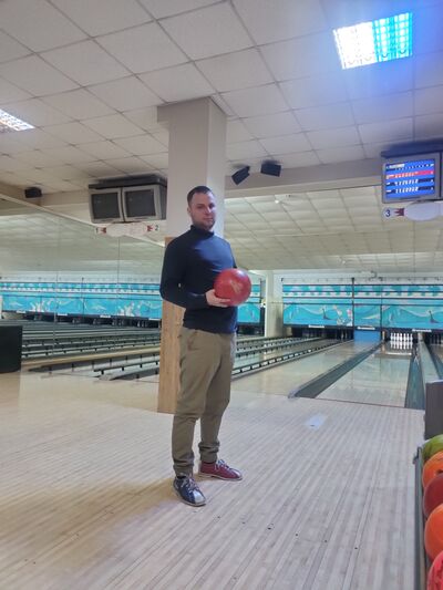  ,   Alexander, 34 ,   c 