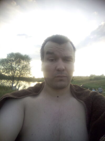  ,   Mikhail, 33 ,     , c 