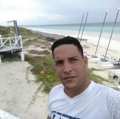  ,   Elvis, 35 ,   ,   , c , 