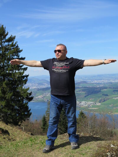  ,   Valeri, 60 ,   