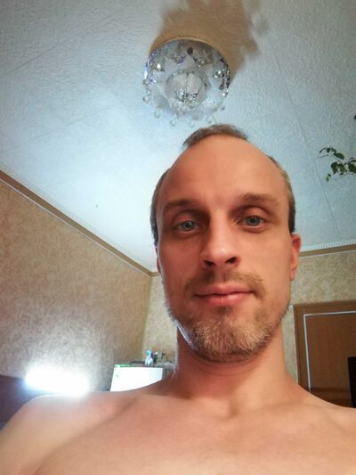 ,   Denis, 38 ,   ,   , c 