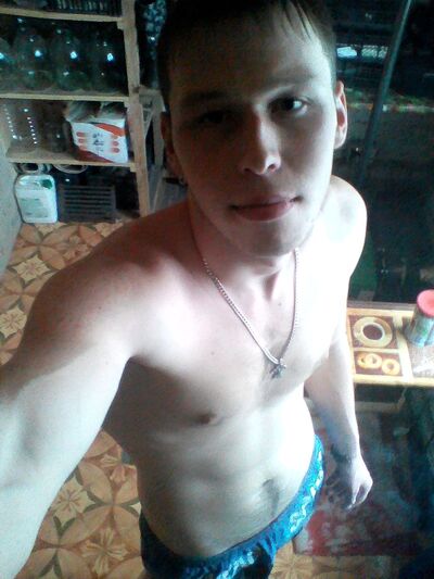  ,   Andrey, 32 ,   