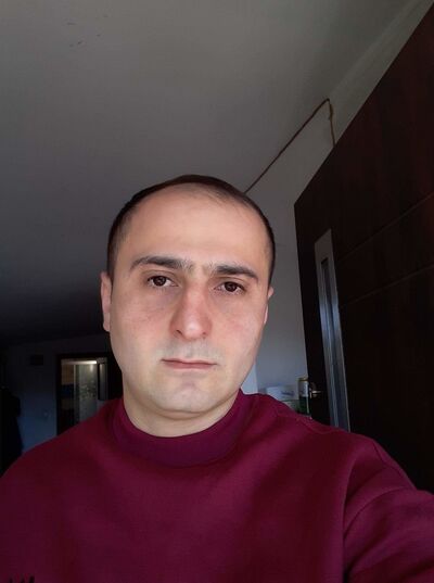  ,   Lasha, 40 ,   ,   , c 