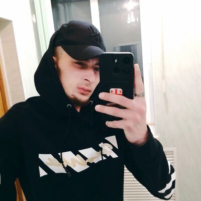  ,   Ilya, 23 ,   ,   , c , 