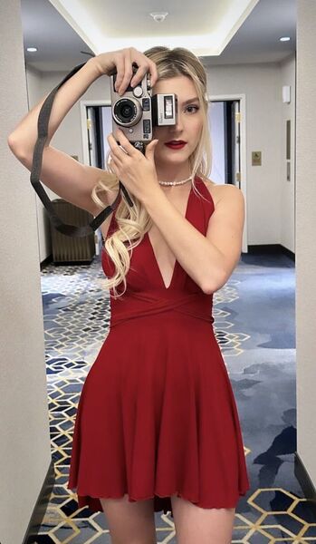  ,   Eva elfie, 36 ,   ,   