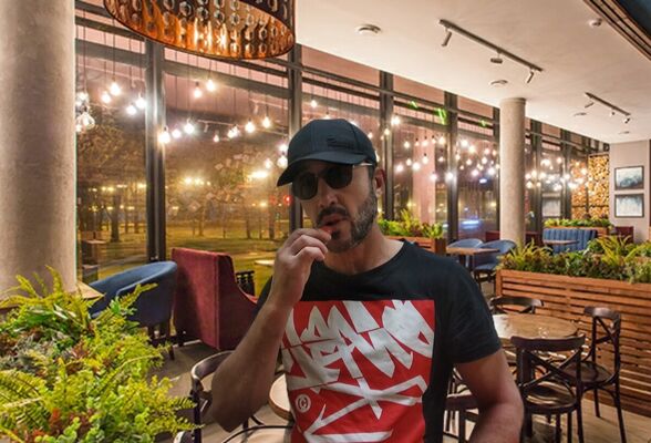  -,   AHMED, 43 ,     , c 
