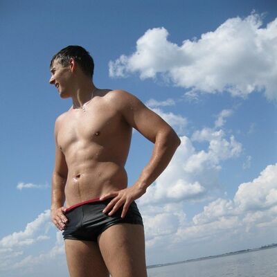  ,   Igor, 48 ,   
