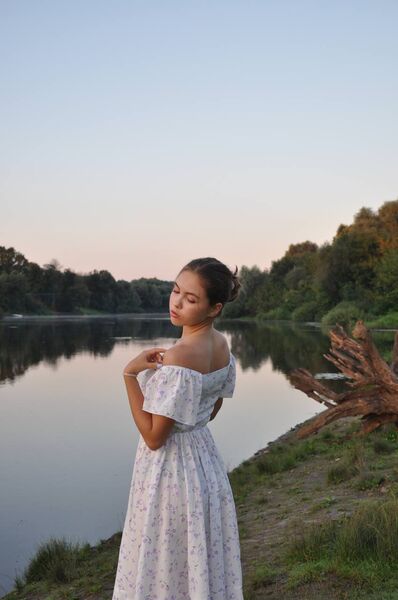  ,   Lina, 20 ,   ,   