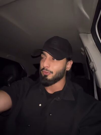  ,   Kamal, 39 ,   ,   