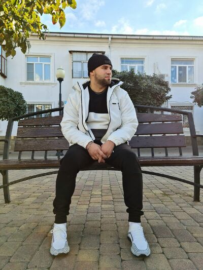  ,   Boris, 32 ,   ,   