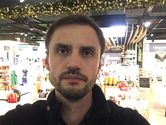  ,   Artur, 41 ,   