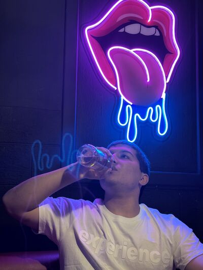  ,   Sezar, 21 ,   ,   , c 