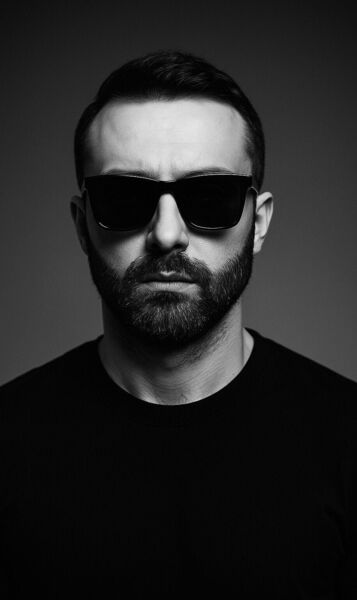  ,   Irakli, 38 ,   ,   , c 