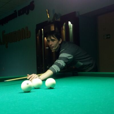  ,   Anton, 35 ,   