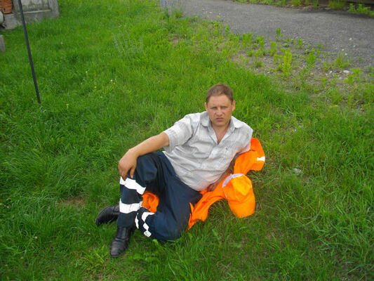 ,   Nik, 49 ,   , 