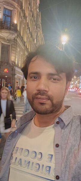  ,   Akky, 32 ,   ,   , c , 