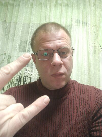  ,   Maxim, 42 ,   ,   , c , 