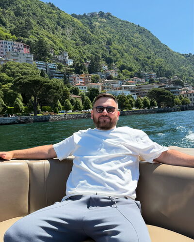  ,   Alex, 33 ,   ,   