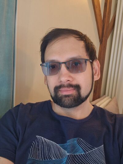  Neuwied,   , 33 ,   c 