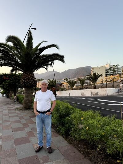  ,   Iura, 52 ,   , 