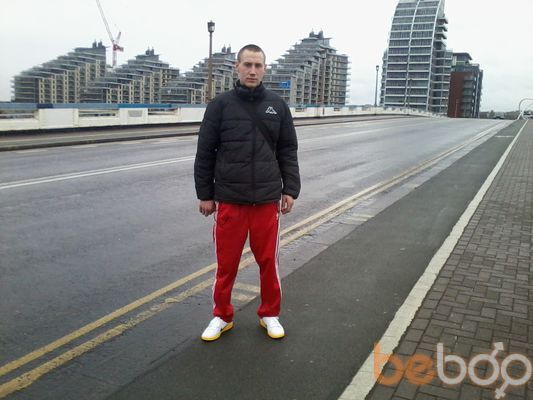  1568022  Amigo, 37 ,    Croydon