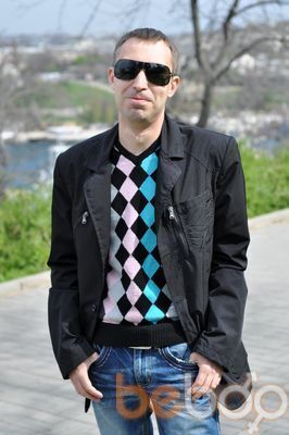  ,   Anton, 40 ,   