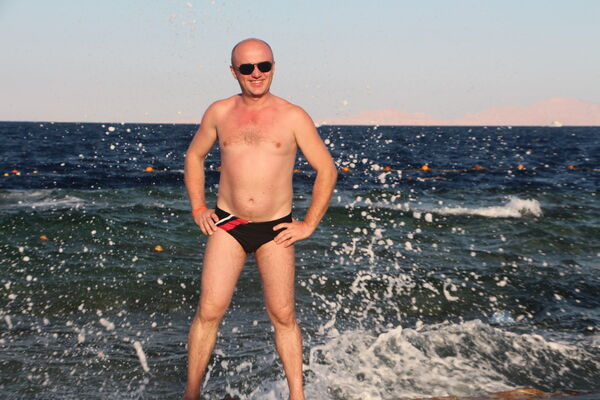  ,   Brona, 51 ,   ,   , c 