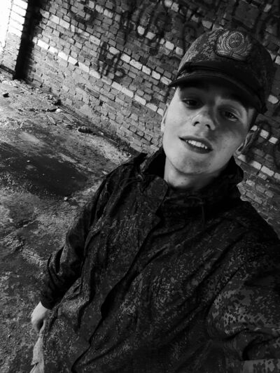  ,   Ѹ, 22 ,  