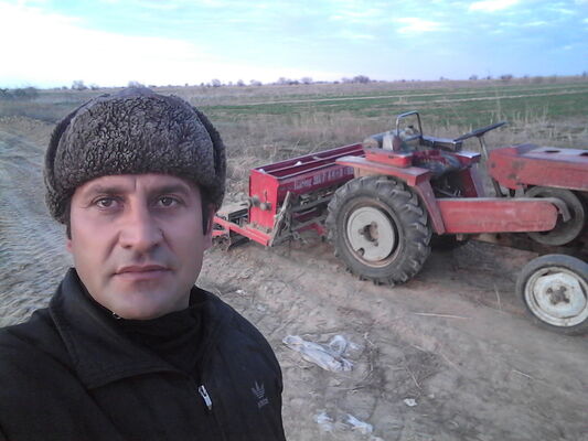  ,   Morteza, 46 ,   ,   