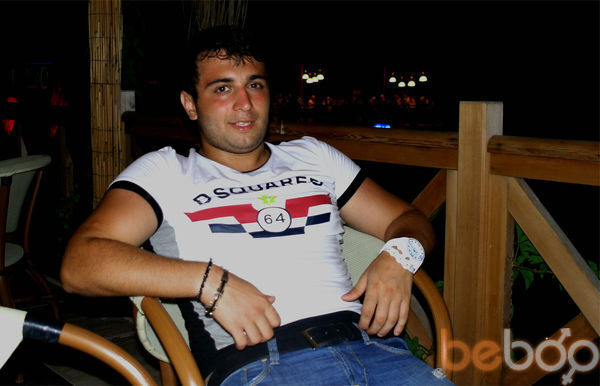  ,   Xasan, 35 ,   