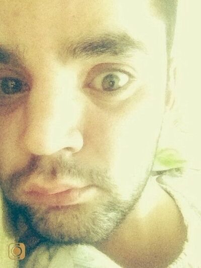  ,   Mert, 32 ,   ,   , c 