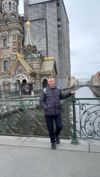  ,   Alex, 53 ,   