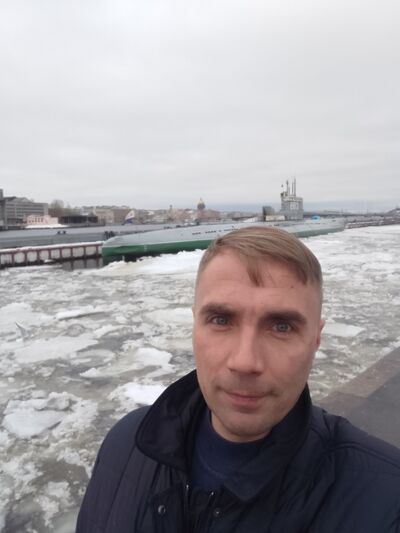  -,   Mikhail, 37 ,   c 