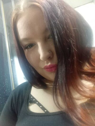  ,   Oksana, 21 ,   
