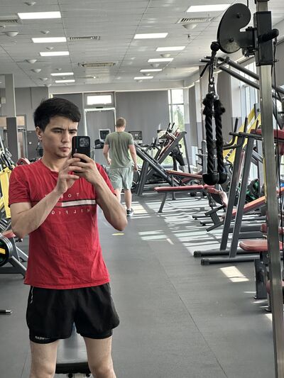   ,   Anzor, 22 ,   ,   