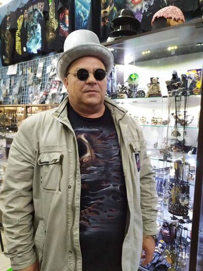  ,   Garik, 57 ,   ,   , c 