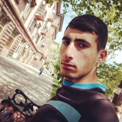  ,   Edgar, 25 ,   ,   , c 