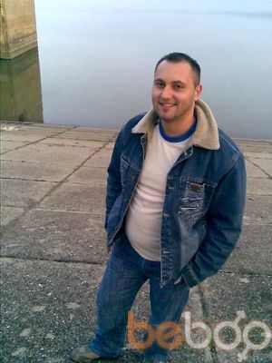  ,   Banderas, 39 ,   