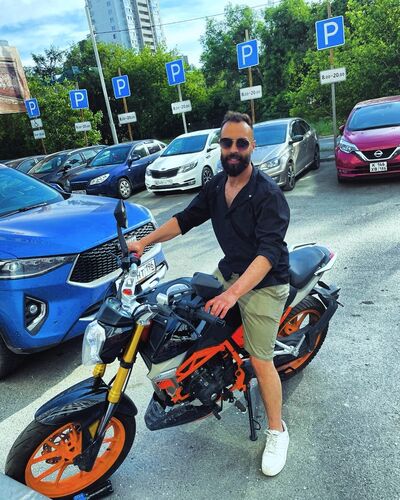  ,   Emad, 27 ,   ,   , c , 