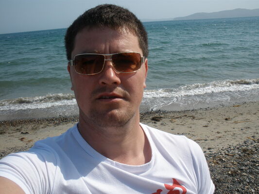  ,   Ruslan, 44 ,     , c 