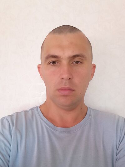  ,   Ruslan, 35 ,   ,   , c , 
