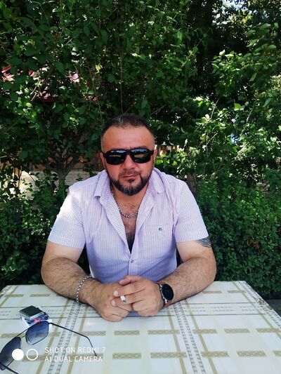 ,   Ceyhun, 40 ,     , c 