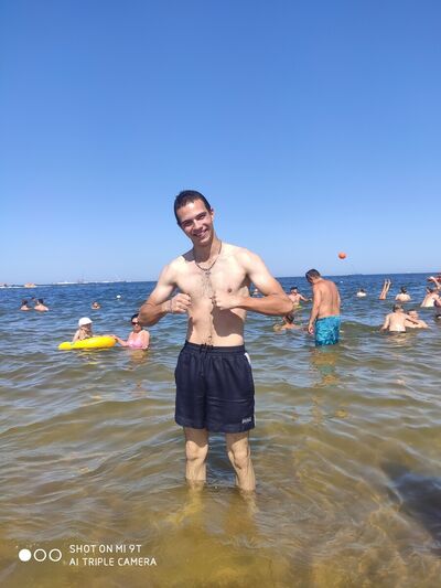  Bytom,   , 25 ,   , c 