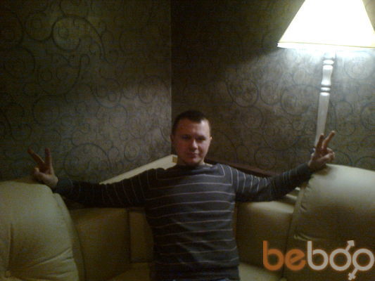  ,   Roman, 40 ,   