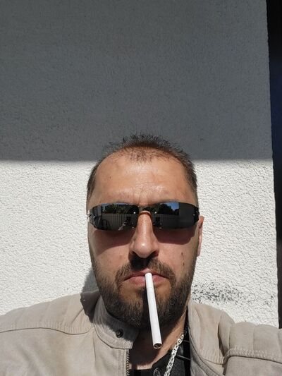  Burghausen,   , 43 ,   ,   