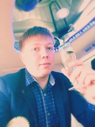  ,   Denis, 33 ,   ,   