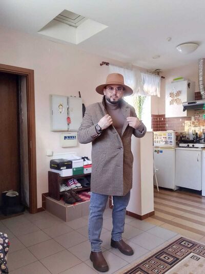  ,   Zaza, 34 ,   ,   