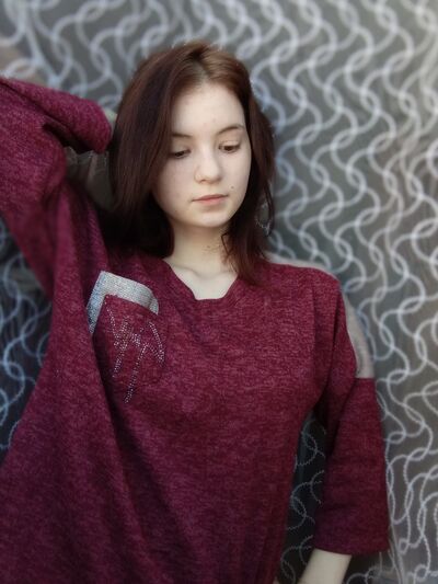  Ara,   Elena, 20 ,   