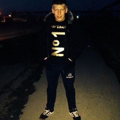  ,   Aleksei, 32 ,     , c 